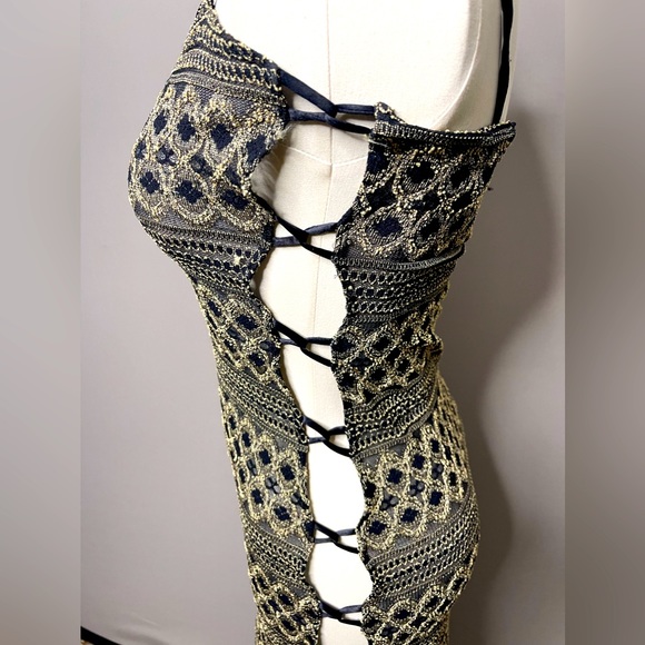 Women's Maxi Cut Out Dress High Slit Side Lace Up Spaghetti straps- Size Small - Picture 6 of 13